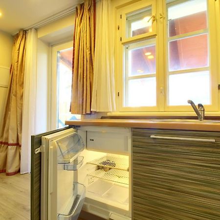 Pas Edgara 2 Apartment Nida Bagian luar foto