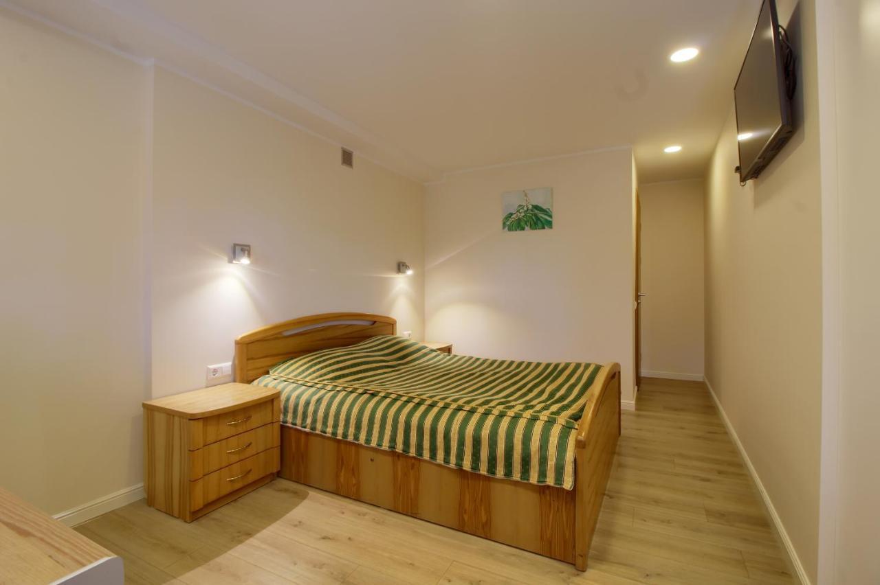 Pas Edgara 2 Apartment Nida Bagian luar foto