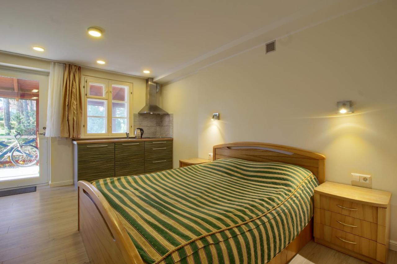 Pas Edgara 2 Apartment Nida Bagian luar foto