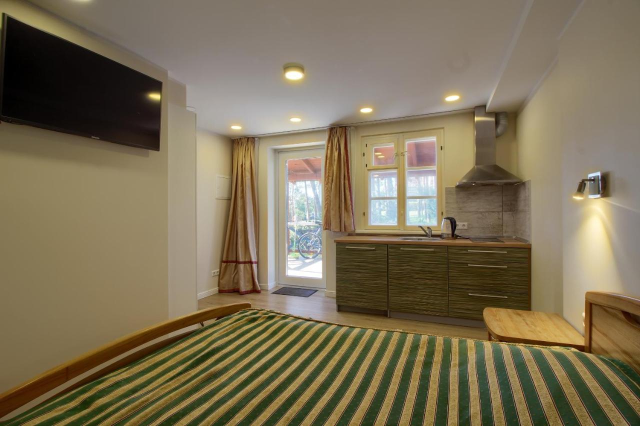 Pas Edgara 2 Apartment Nida Bagian luar foto